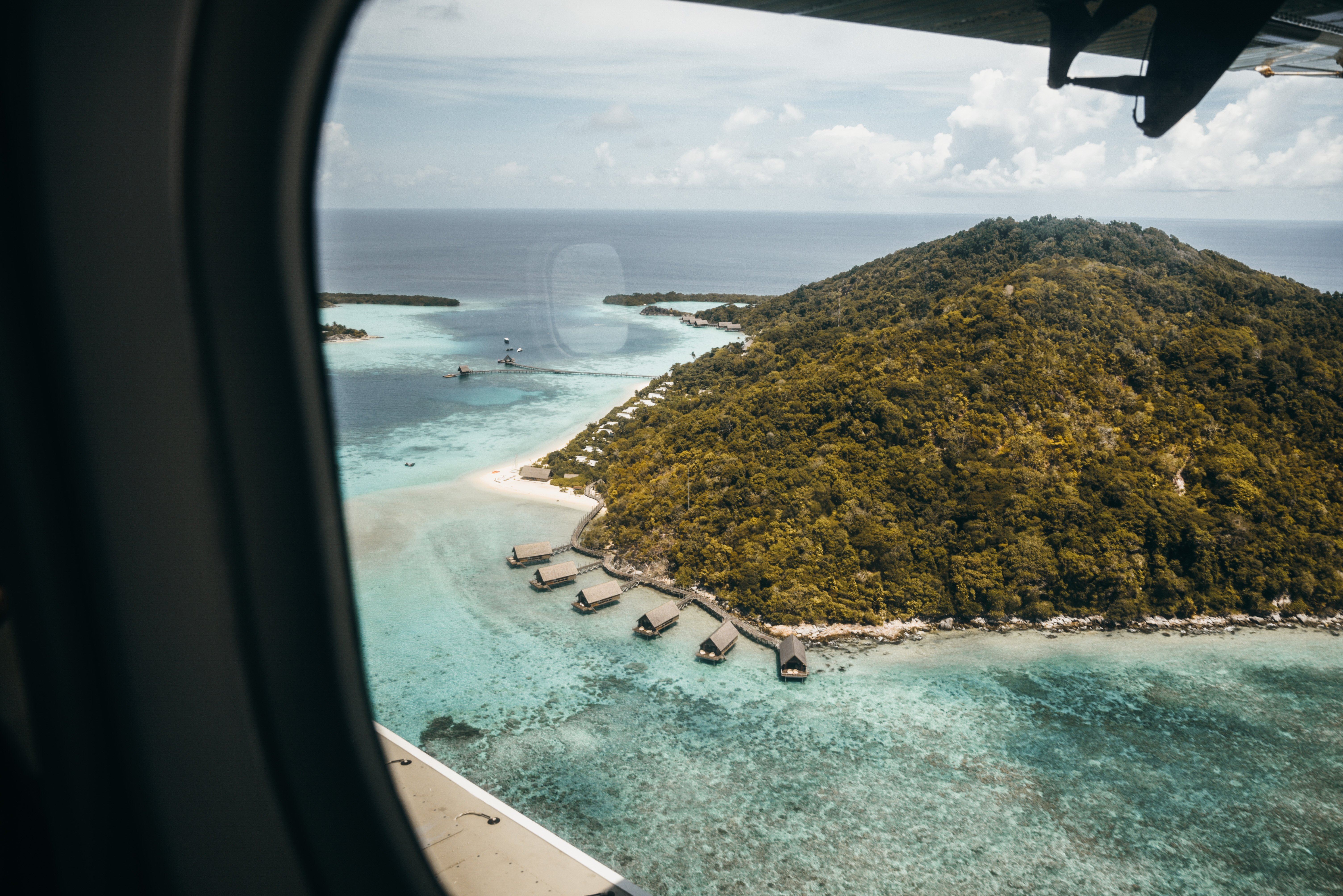 east_overwater_suite_from_seaplane_side_window