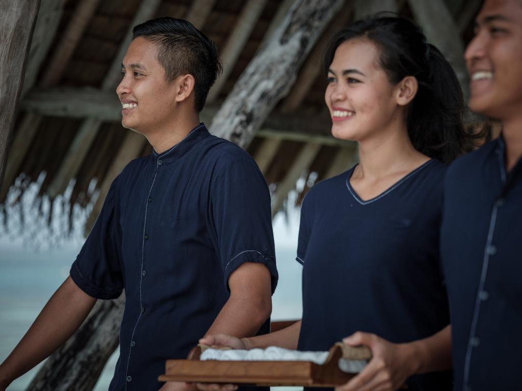 Learn Bahasa Indonesia with this simple introduction to the language. 